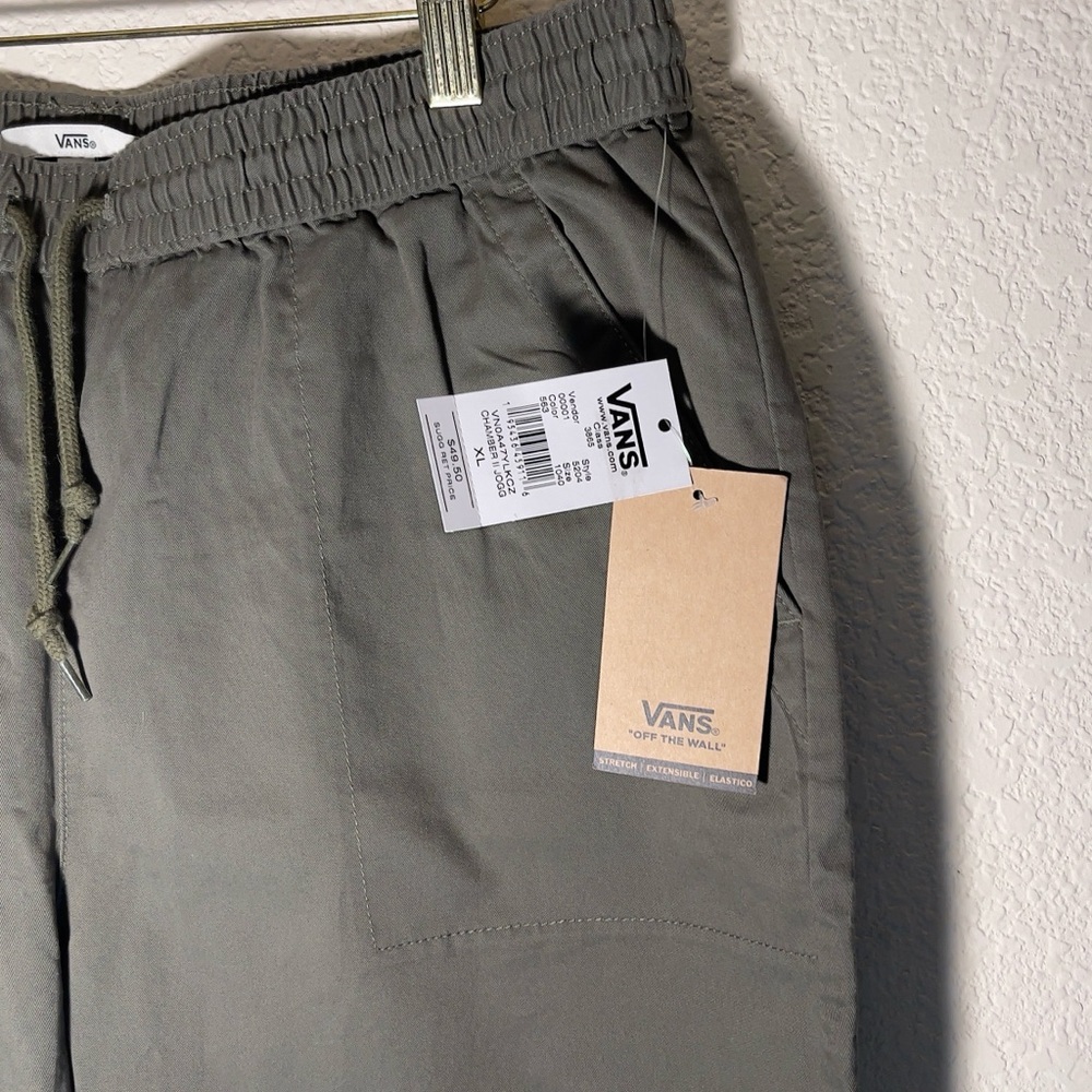Women’s Vans Olive Joggers NWT!